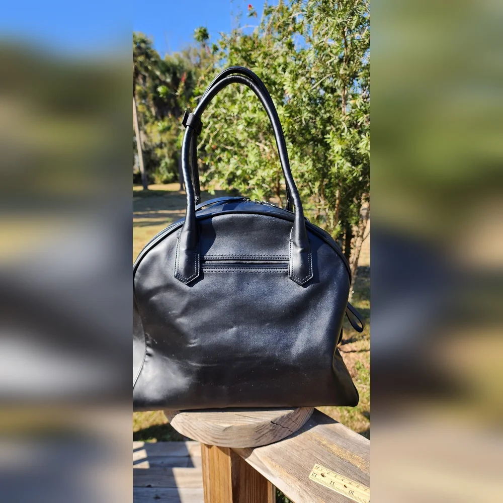 Lululemon Athletica Sleek Baby Bag